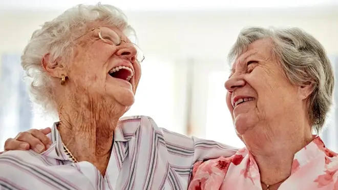 Смеющиеся бабушки