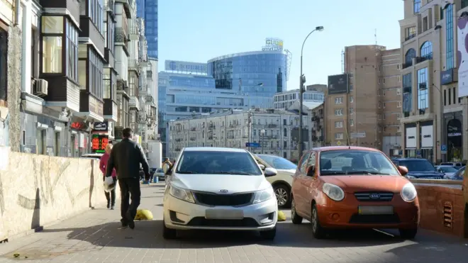 Паркування - одна з найбільших проблем Києва