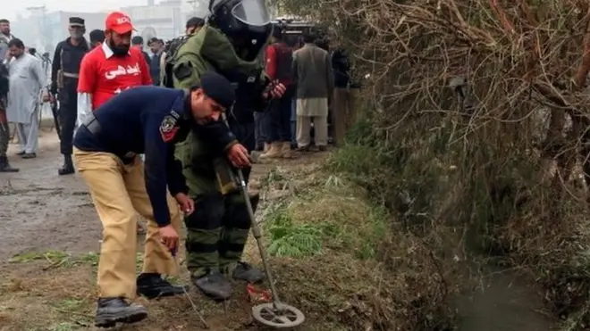 پشاور میں اس ے پہلے بھی ایف کے قافلوں کو ناشنہ بنیا جاتا رہا ہے