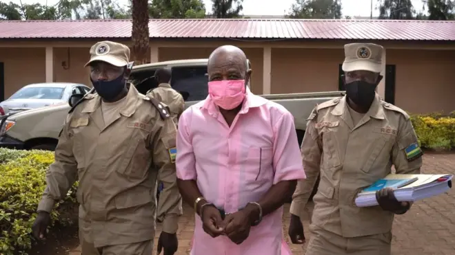 Ubushinjacyaha buvuga ko Rusesabagina agifatwa yemeye ko yari azi iby'igitero