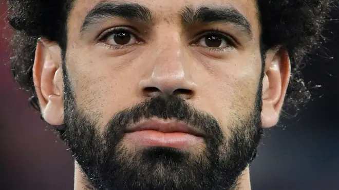 متى تنتهي أزمة محمد صلاح؟