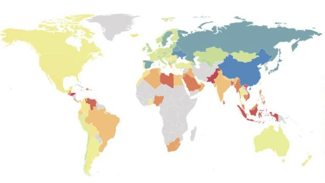 Este mapa muestra la media diaria de pasos según los datos de 111 países con al menos 100 usuarios de la aplicación Argus. Los países con colores cálidos indican niveles de actividad bajos. Pero los investigadores solo analizaron en detalle dos países de América Latina: Chile y México.