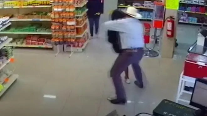 ковбой в суцпермаркеті