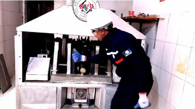 Abbaa kalaqaa Ahimad Mohaammad Adam