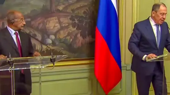 ሚኒስተር ጉዳያት ወጻኢ ኤርትራ ዑስማን ሳልሕ ምስ ሚኒስተር ጉዳያት ወጻኢ ሩስያ ሰርገይ ላቭሮቭ