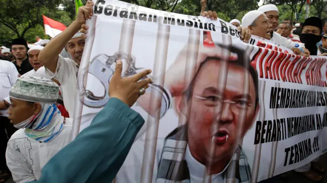 Demo yang meminta Ahok diproses hukum
