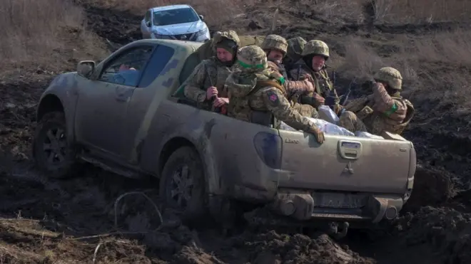 Українські військові на передовій під Бахмутом