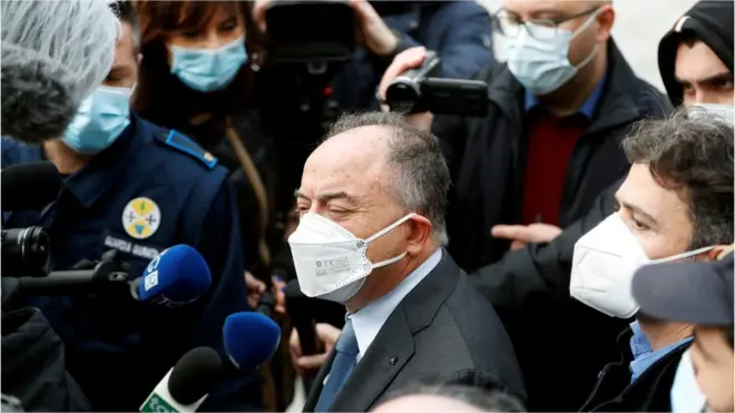 Anti-mafia prosecutor Nicola Gratteri has vowed to take down "this asphyxiating 'Ndrangheta"