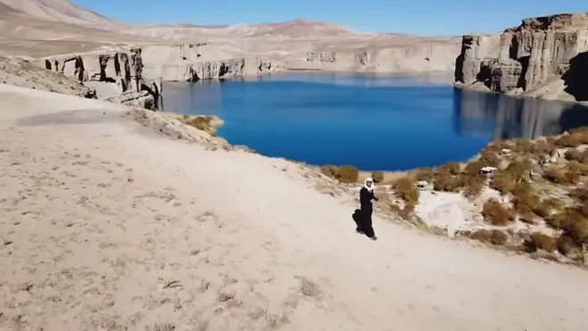 अफ़ग़ानिस्तान की प्राकृतिक सुंदरता देखने दुनियाभर से लोग वहां जाते हैं.