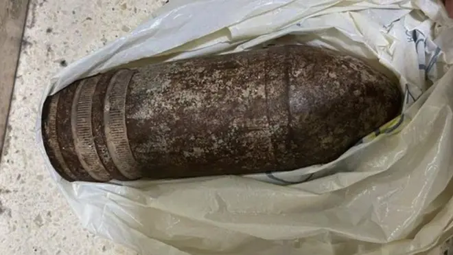 ኣብ መዓርፎ እስራኤል ስንባደን ስግኣትን ዝፈጠረ ዘይተፈንጀረ ቦምባ