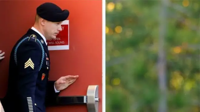 د پوځي محکمې د دغې پرېکړې له مخې به ۳۱ کلن ډلګۍ مشر له کوم رسمي درناوي پرته ګوښه شي