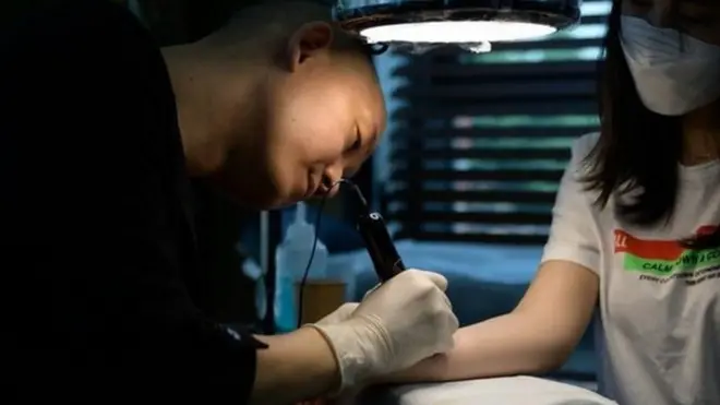 tattooist Doy at his studio in Seoul