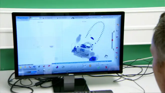 تكنولوجيا تكشف محتويات الحقائب دون الحاجة لفتحها