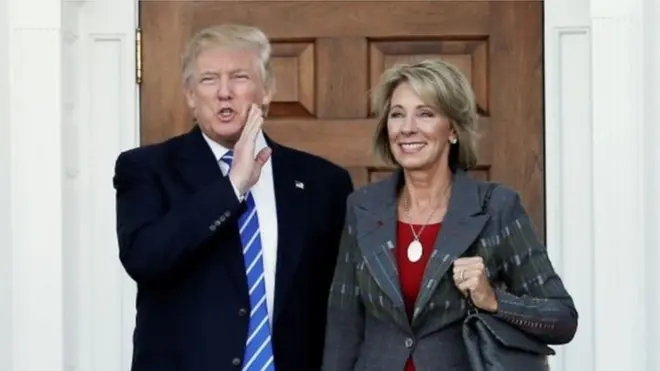 Bà Betsy DeVos là một trong hai người được ông Trump chọn vào nội các hôm thứ Tư 23/11