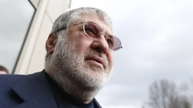 Еще недавно олигарх Игорь Коломойский убеждал журналистов, что в скором времени вернет контроль над "Приватбанком".