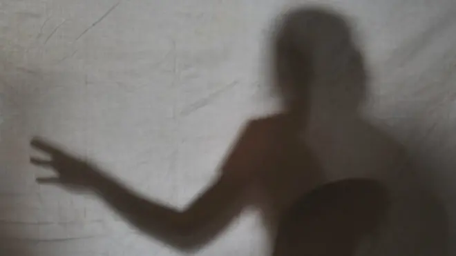 ملزمہ کی شناخت ظاہر نہیں کی گئی ہے (فائل فوٹو)