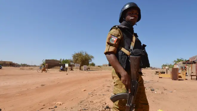 Depuis le mois d'avril les groupes armés ont changé de stratégie et s'attaquent désormais aux symboles de l'Etat