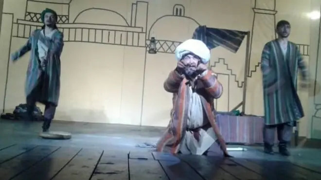 Театрдаги спектакль