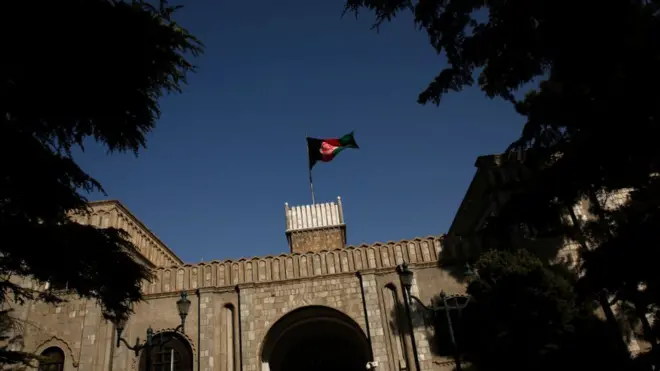 افغان حکومت وایي دا پلاوی د طالبانو په غوښتنه قطر ته استول شوی دی