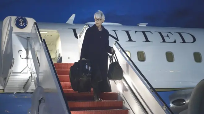 Wendy Sherman từng đóng vai trò nhà đàm phán của Hoa Kỳ trong các nhiệm kỳ tổng thống trước của đảng Dân chủ Mỹ về vấn đề Đông Bắc Á, Triều Tiên và Iran