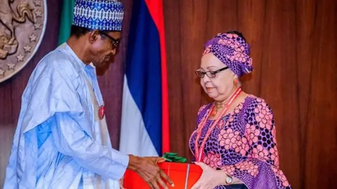 Muhammadu Buhari dey collect report from Ama Pepple