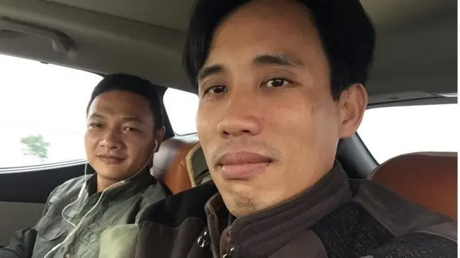 Hai nhà hoạt động Bạch Hồng Quyền (trái, đang bị truy nã) và Hoàng Đức Bình (đang bị giam)