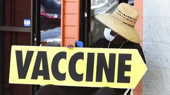 Vaccine sign outside centre in Los Angeles