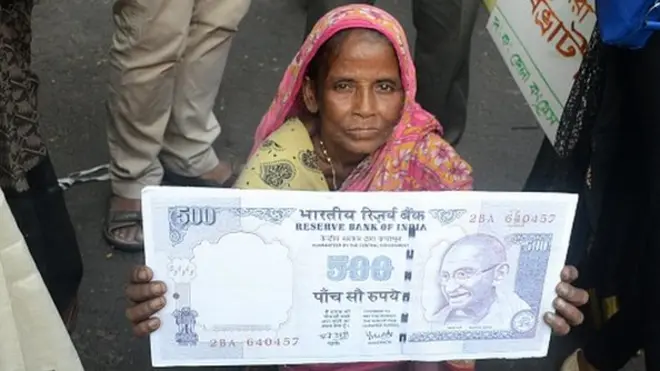 నోట్ల రద్దుపై నిరసన