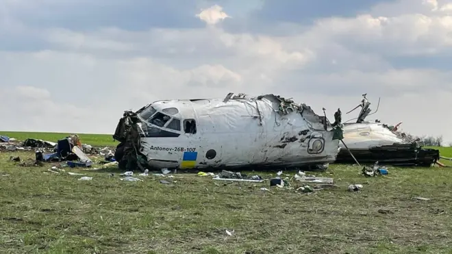 Фото літака, який розбився