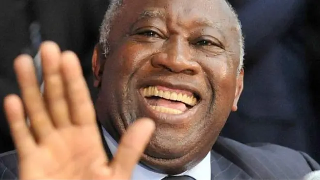 Uyu wahoze ari perezida uba mu buhungiro, yahawe 'passport' isanzwe n'iy'abategetsi bakuru (diplomatic passport)