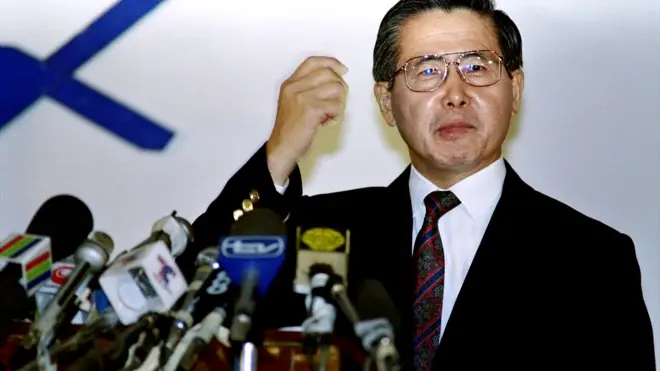 Alberto Fujimori, el 8 de abril de 1992, tres días después de anunciar la disolución del Congreso.