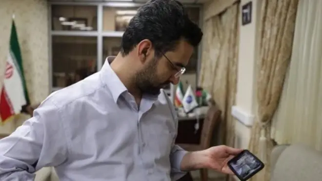 محمدجواد آذری جهرمی، وزیر ارتباطات