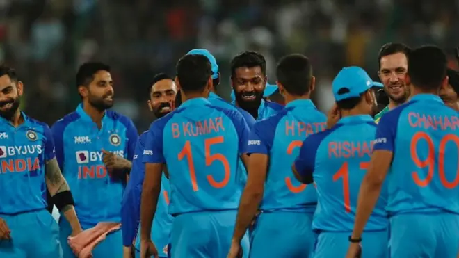 ఇండియా వర్సెస్ ఆస్ట్రేలియా