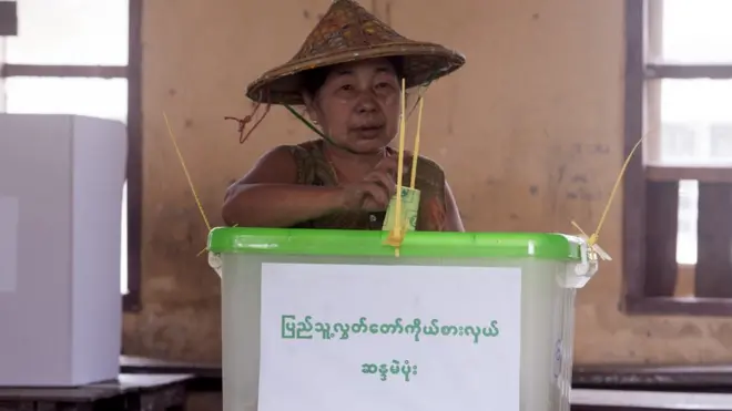 ကြားဖြတ် ရွေးကောက်ပွဲမှာ အမျိုးသမီး ကိုယ်စားလှယ် ၇ ယောက် ယှဉ်ပြိုင်ခဲ့ပေမယ့် အနိုင်မရခဲ့