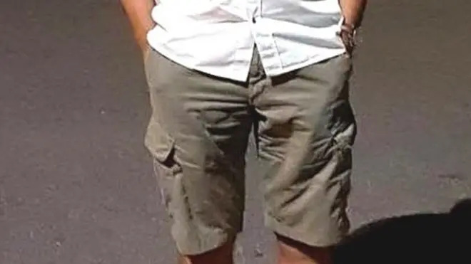 Мер міста В'яреджо опублікував фото шортів, у яких його не пустили в ресторан