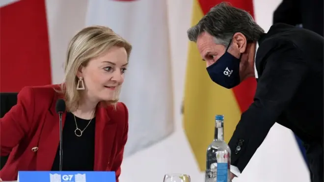 وزيرة الخارجية البريطانية ونظيرها الأمريكي أنتوني بلينكين خلا قمة الدول السبع الكبرى