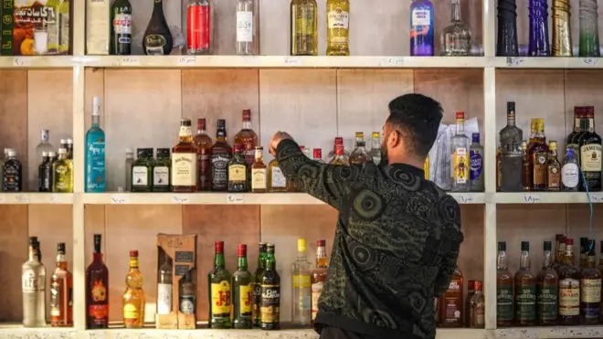 العراق يمنع استيراد المشروبات الكحولية