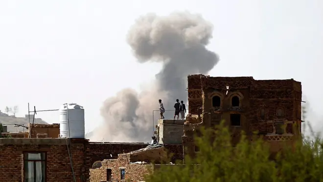 دا برید څو ساعته وروسته تر هغه شوی، چې د یمن ولسمشر عبد ربه منصور هادي د ملګرو ملتونو د ځانګړي استازي ولد الشیخ احمد له خوا د سولې وړاندې شوې غوښتنه رد کړه.