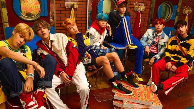 BTS become first K-pop band to top US album charts - BBC News