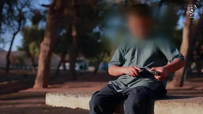 تجنيد الأطفال