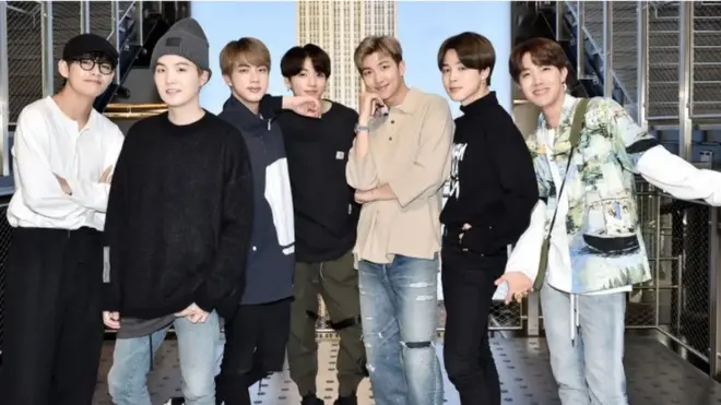 Band K-Pop BTS melambangkan versi baru ketampanan pria
