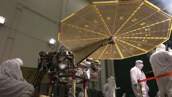 إنسايت سيتعين عليه مكابدة "سبع دقائق مرعبة" عندما يهبط على المريخ