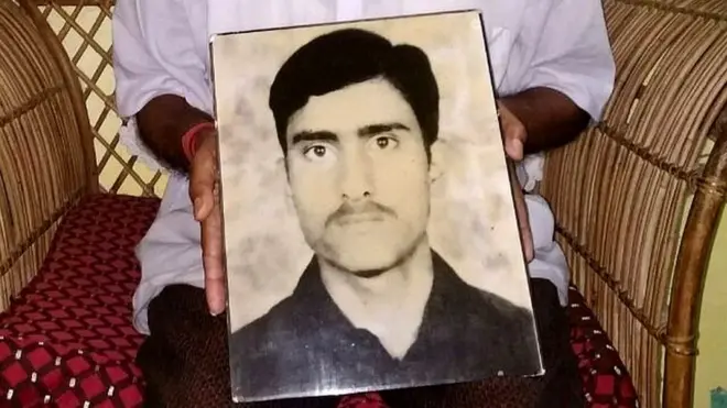 શહીદ ગ્રેનેડિયર ચિનમોય ભૌમિકનો ફોટોગ્રાફ