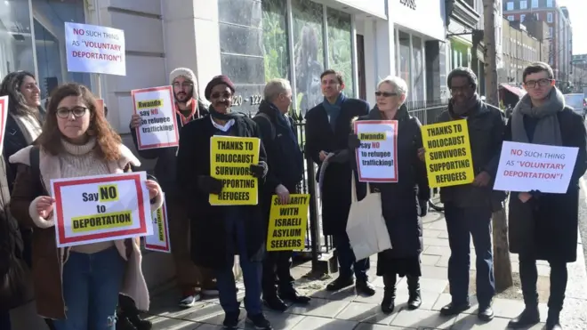 ሰልፈኛታት ተቓውሞኦም እንተስምዑ