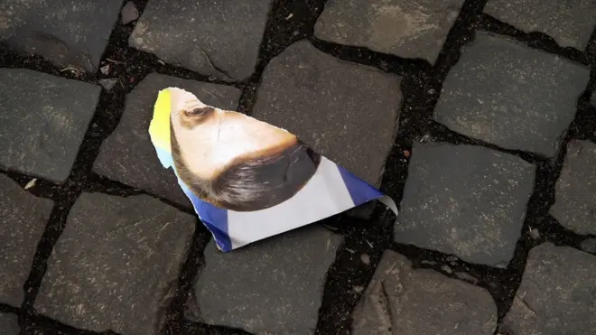 листівка з портретом Януковича