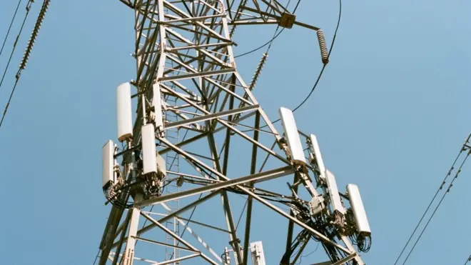 Вежа мобільного зв'язку