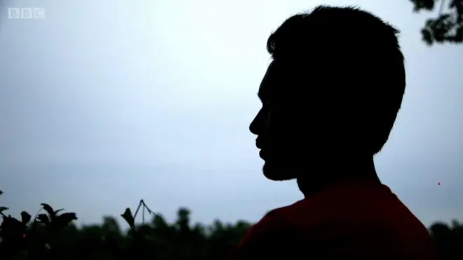 BBC訪問到一名「「若開羅興亞救世軍」的武裝份子