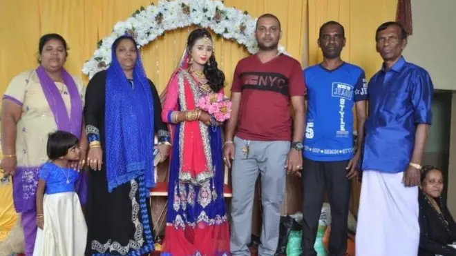 "අපි අරගෙන ගියපු සිංහල කෙනාගේ බොඩි එක එම්බාම් කරලා, මල් ශාලාවේ තියල ඒගොල්ල භූමදාන කළා."