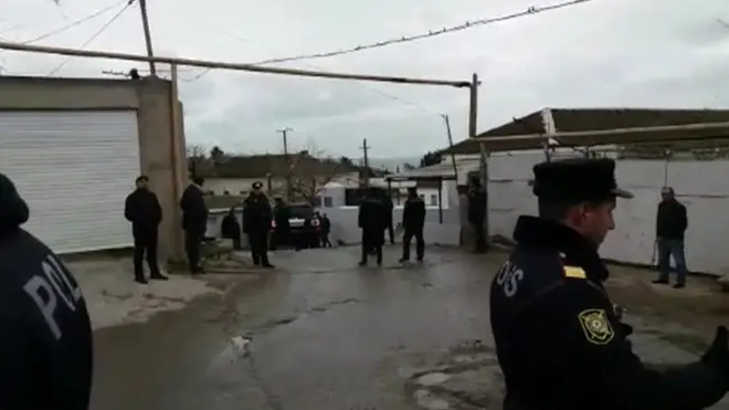 Mərkəz Bakının Xətai rayonu ərazisinə yerləşir