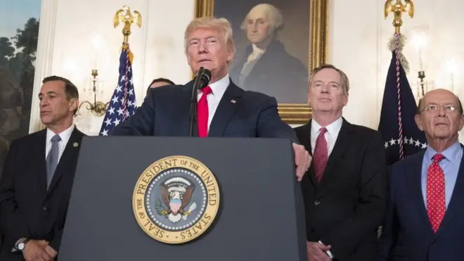 ښاغلي ماتېس زیاته کړې:"ولسمشر یوه پرېکړه کړې، او هغه ډول چې ده پخپله وویل، غواړی چې دی یې خپله د امریکا خلکو ته واوروي."